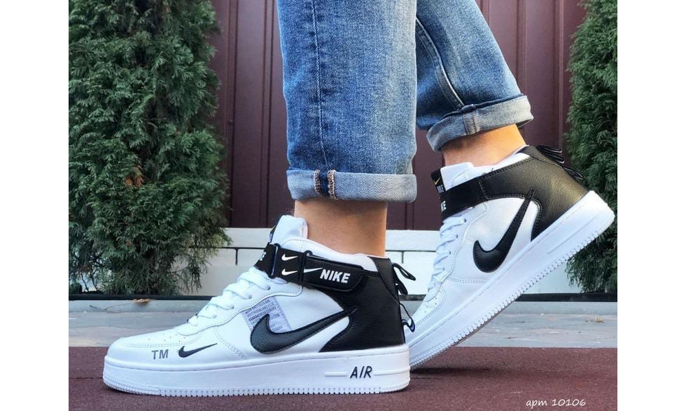 Air force 1 mid lv8 white hotsell